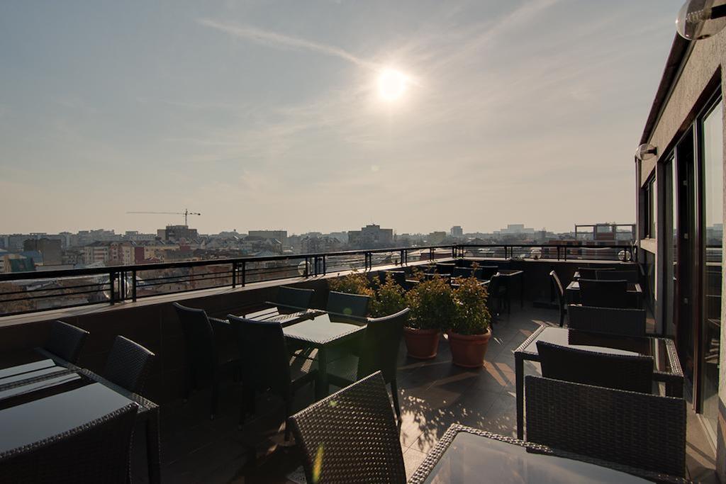 Hotel Razvan Bucharest Exterior photo
