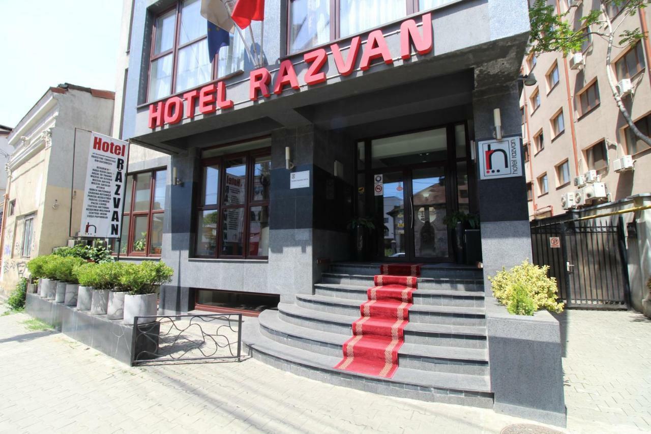 Hotel Razvan Bucharest Exterior photo