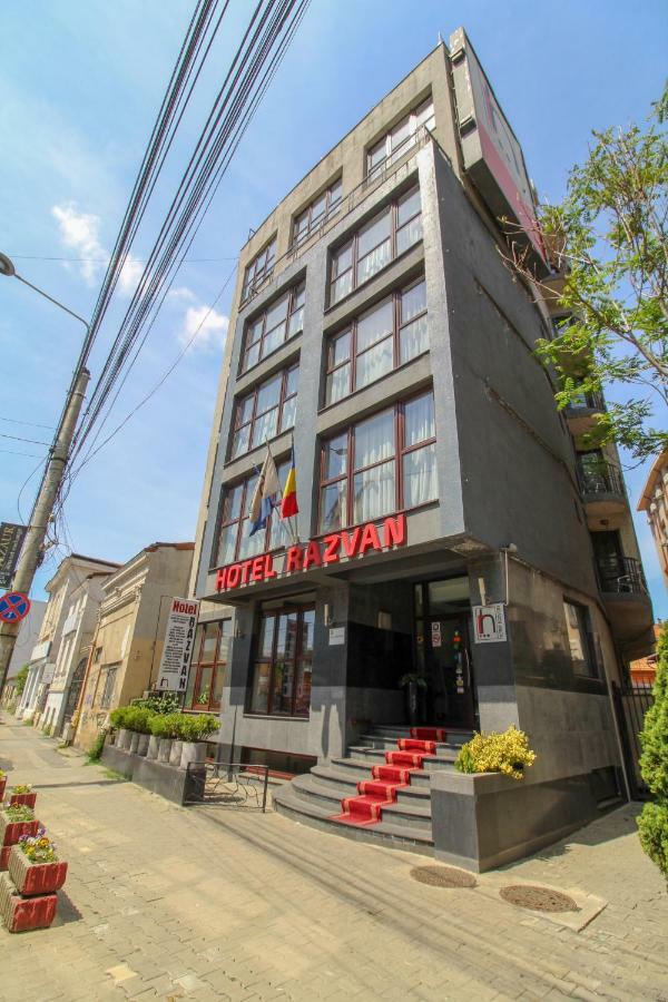 Hotel Razvan Bucharest Exterior photo