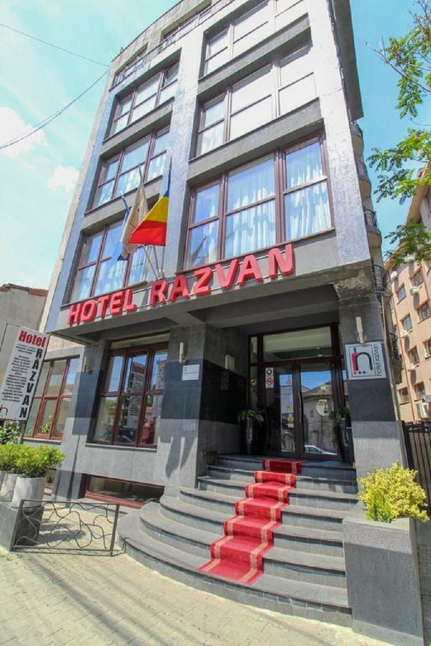 Hotel Razvan Bucharest Exterior photo